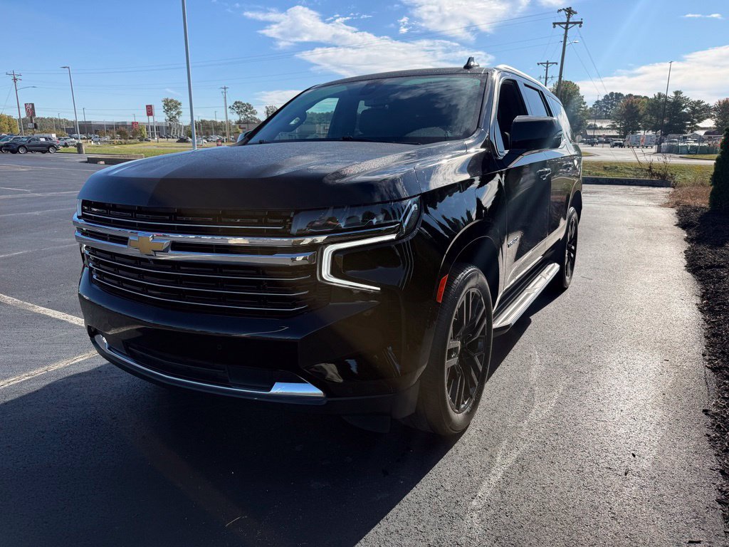 Used 2021 Chevrolet Tahoe LT w/ LT Signature Package RWD image 6