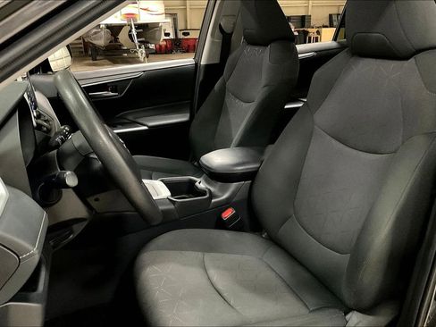 Used 2024 Toyota RAV4 XLE image 23