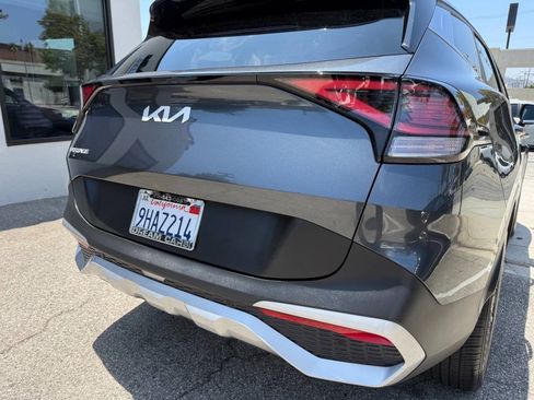 Used 2023 Kia Sportage EX FWD image 19