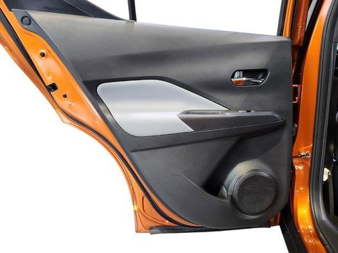 Used 2023 Nissan Kicks SR w/ SR Premium Package FWD image 20