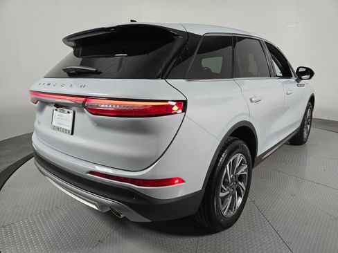 Certified 2025 Lincoln Corsair FWD image 4