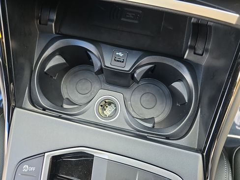 Used 2024 BMW 230i Coupe image 12