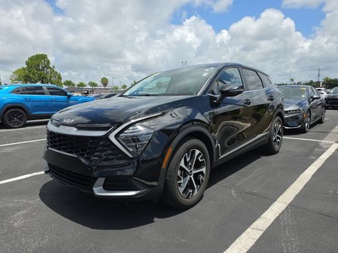 Used 2025 Kia Sportage EX FWD image 6