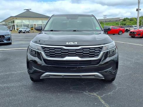 Used 2022 Kia Seltos LX image 2