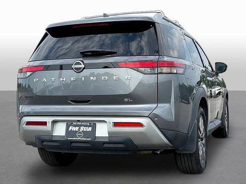 Used 2024 Nissan Pathfinder SL w/ SL Premium Package FWD image 7