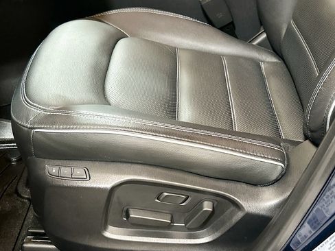 Used 2025 MAZDA CX-5 AWD 2.5 S w/ Preferred Package image 17
