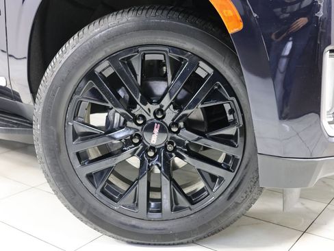 Used 2023 GMC Yukon XL Denali w/ LPO, Floor Liner Package AWD/4WD image 15