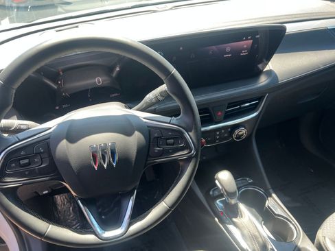 Used 2025 Buick Encore GX Preferred image 20