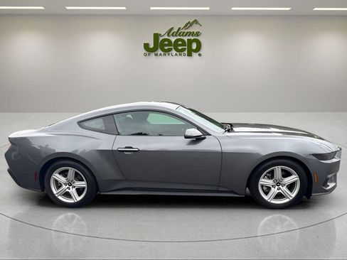 Used 2026 Ford Mustang Coupe RWD image 17
