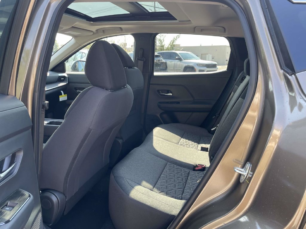 New 2027 Nissan Kicks SV w/ SV Premium Package AWD/4WD image 8