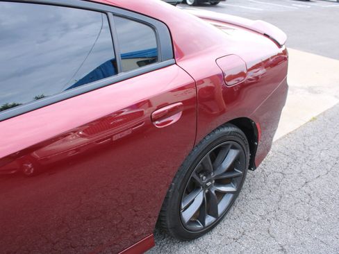 Used 2019 Dodge Charger GT RWD image 4