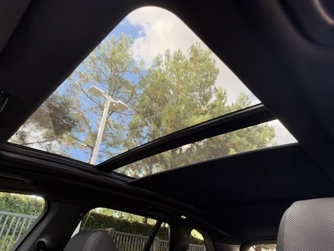 New 2026 BMW X5 sDrive40i w/ M Sport Package image 21