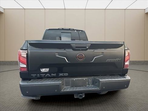 Used 2024 Nissan Titan PRO-4X w/ Pro-4x Convenience Package image 15