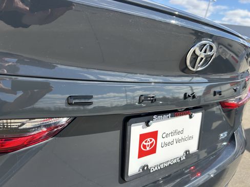 Certified 2025 Toyota Camry SE image 9