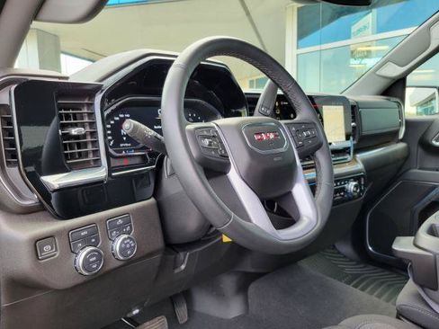 Used 2024 GMC Sierra 1500 Elevation AWD/4WD image 13