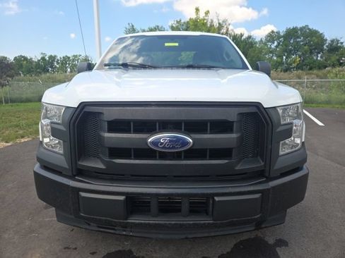 Used 2017 Ford F150 XL w/ Equipment Group 101A Mid RWD image 3