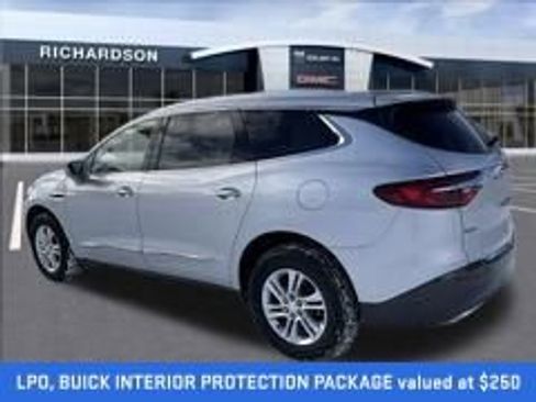 Used 2019 Buick Enclave Preferred image 3