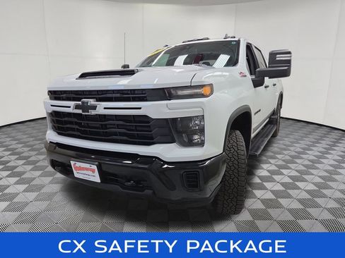Used 2024 Chevrolet Silverado 2500 Custom w/ Custom Value Package AWD/4WD image 7