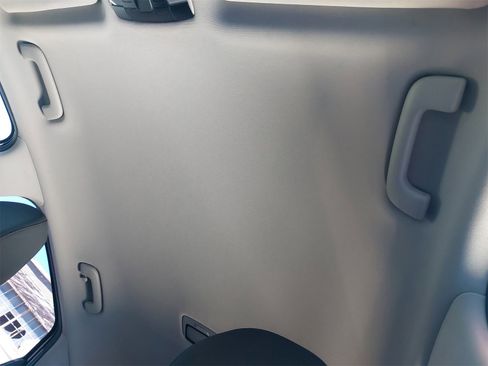 Used 2022 Kia K5 LXS image 33