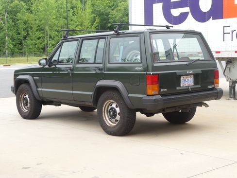Used 1996 Jeep Cherokee SE image 7