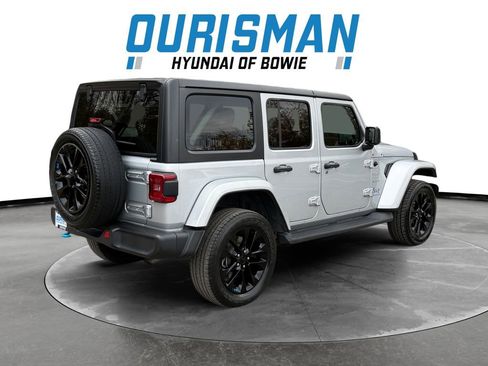 Used 2023 Jeep Wrangler Unlimited Sahara w/ Cold Weather Group image 6