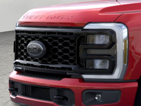New 2026 Ford F350 XLT w/ XLT Premium Package AWD/4WD image 17