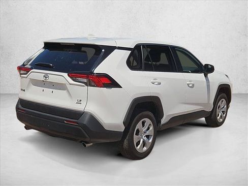 Used 2025 Toyota RAV4 LE AWD/4WD image 5