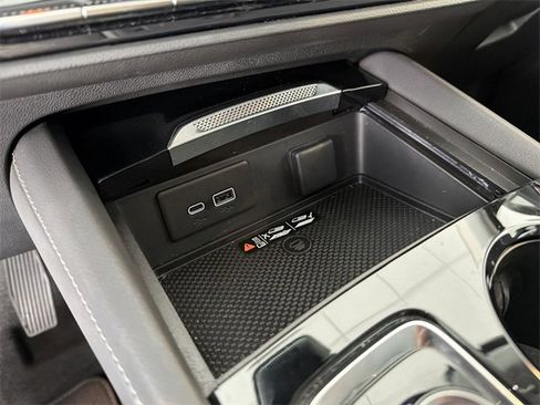 Certified 2025 Buick Envision Preferred image 26