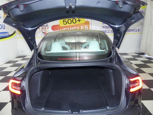 Used 2023 Tesla Model 3 Standard Range image 27