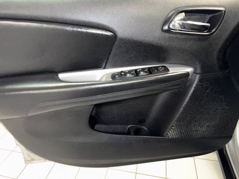 Used 2012 Dodge Journey SXT w/ Popular Equipment Group image 14