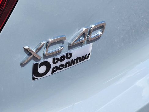 New 2026 Volvo XC40 B5 Plus w/ Protection Package Premier AWD/4WD image 31