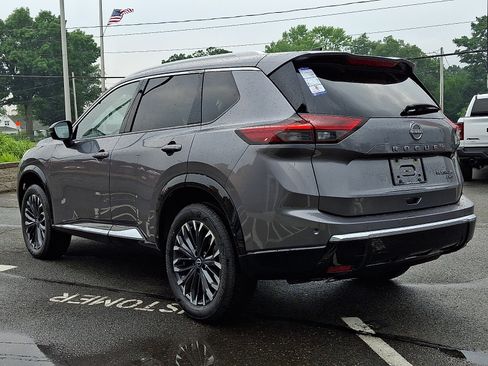 New 2026 Nissan Rogue Platinum w/ Platinum Premium Package AWD/4WD image 3