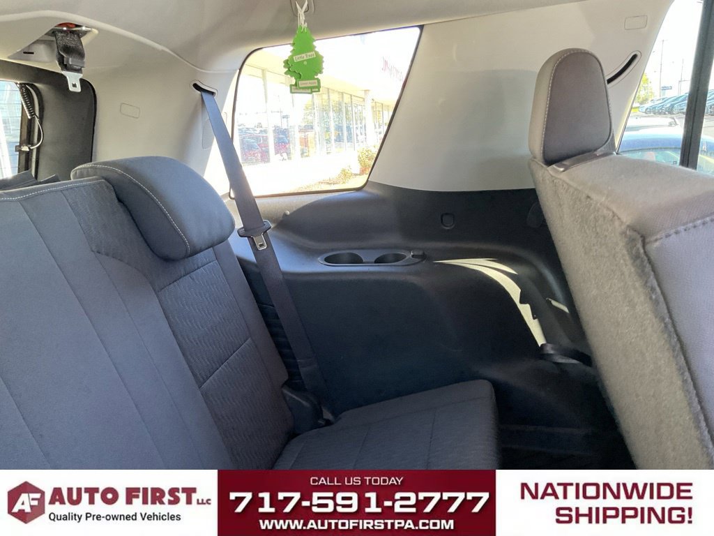 Used 2019 GMC Yukon SLE w/ SLE Value Package AWD/4WD image 17