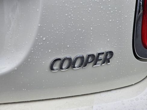 Used 2019 MINI Cooper 2-Door Hardtop FWD image 12
