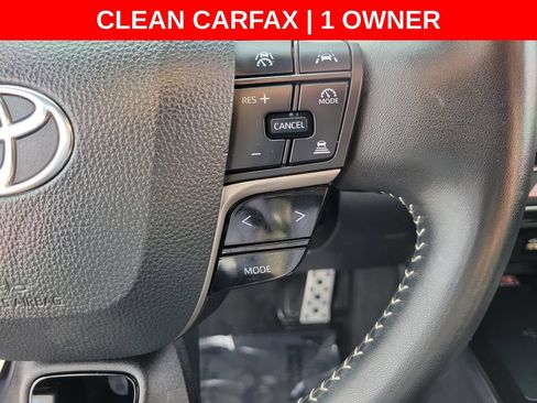 Used 2025 Toyota Camry SE FWD image 27