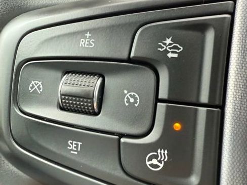 Used 2023 GMC Sierra 1500 SLE image 33