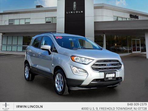 Used 2019 Ford EcoSport SE image 2