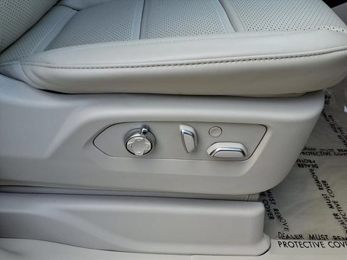 Used 2026 Cadillac Escalade Platinum Sport w/ LPO, ONYX Package AWD/4WD image 10