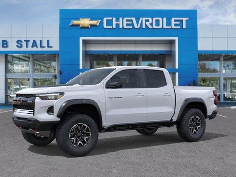 New 2026 Chevrolet Colorado ZR2 w/ Technology Package AWD/4WD image 2