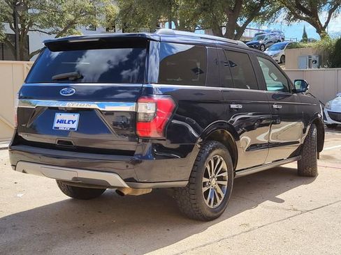 Used 2021 Ford Expedition Limited image 4