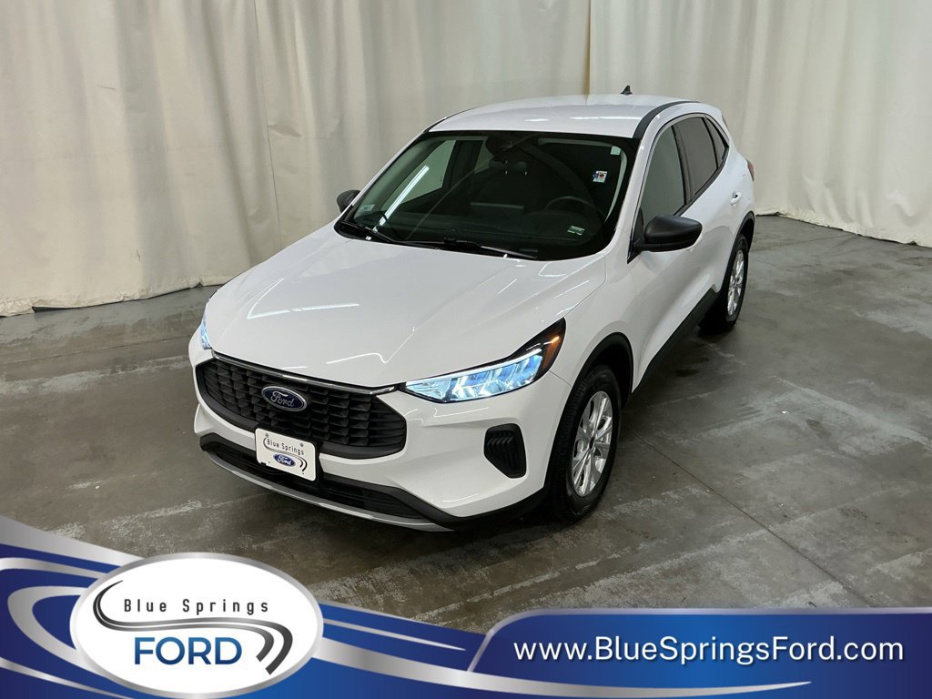 Used 2024 Ford Escape Active w/ Tech Pack #1 AWD/4WD image 1