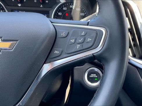 Used 2024 Chevrolet Equinox LT FWD image 24