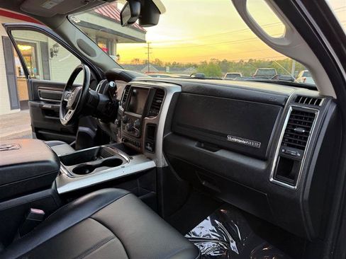 Used 2018 RAM 3500 Laramie image 17