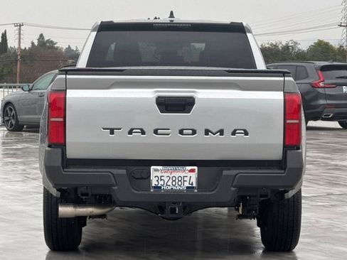 Used 2025 Toyota Tacoma SR image 4