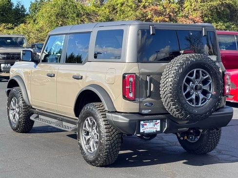 New 2025 Ford Bronco Badlands AWD/4WD image 13