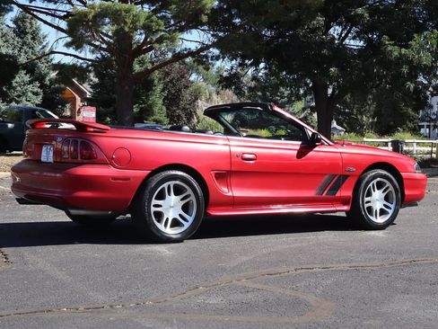 Used 1997 Ford Mustang GT RWD image 18
