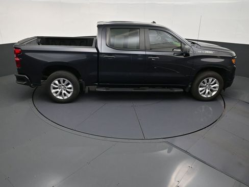 Used 2022 Chevrolet Silverado 1500 Custom RWD image 18