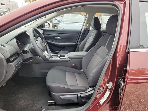 New 2025 Nissan Sentra SV image 6