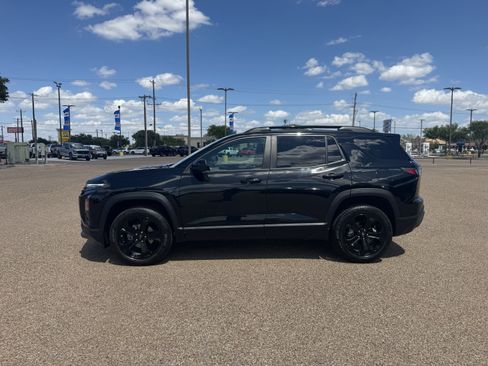 Used 2025 Chevrolet Equinox LT w/ Midnight Edition FWD image 2