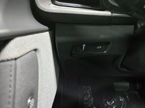 Used 2022 Polestar Polestar 2 w/ Performance Package image 14